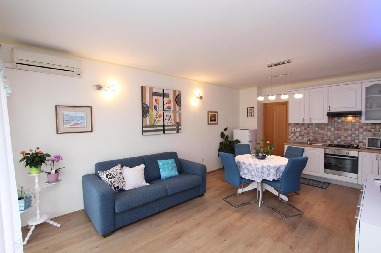 Apartments Daria Ρόβινι Εξωτερικό φωτογραφία