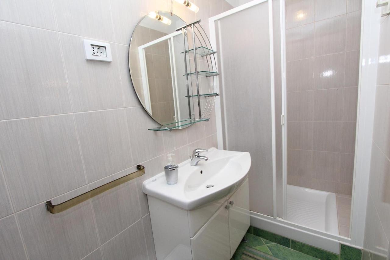 Apartments Daria Ρόβινι Εξωτερικό φωτογραφία