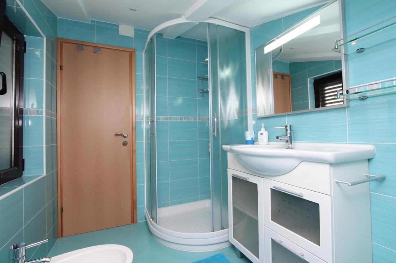 Apartments Daria Ρόβινι Εξωτερικό φωτογραφία