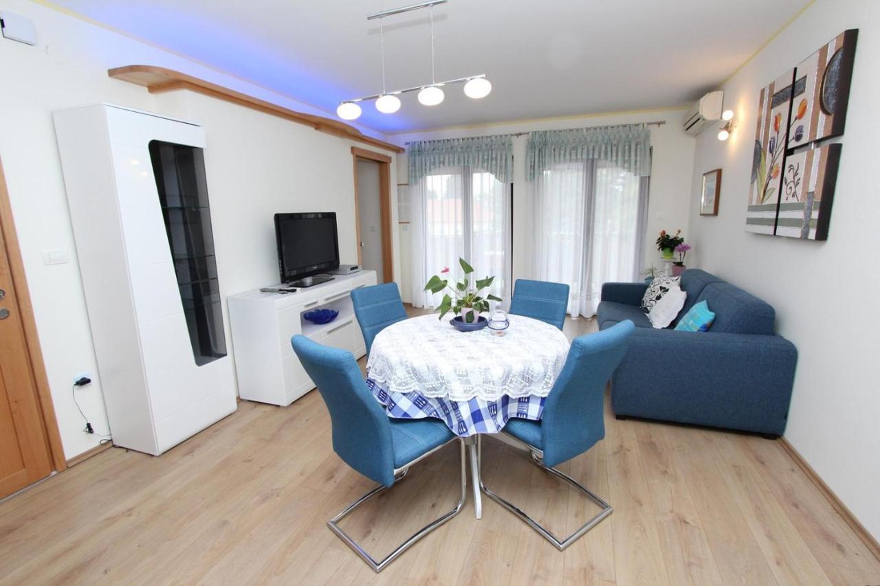 Apartments Daria Ρόβινι Εξωτερικό φωτογραφία